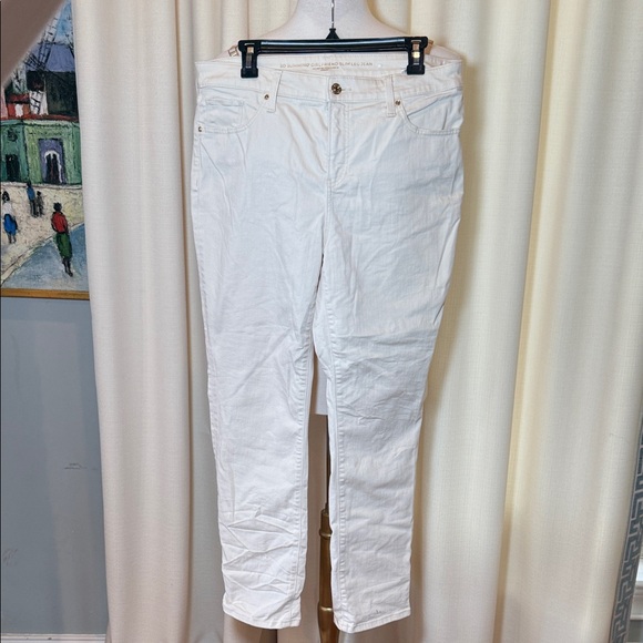 Chico's Denim - Chicos so slimming girlfriend slim leg Jean size 12R (2R)